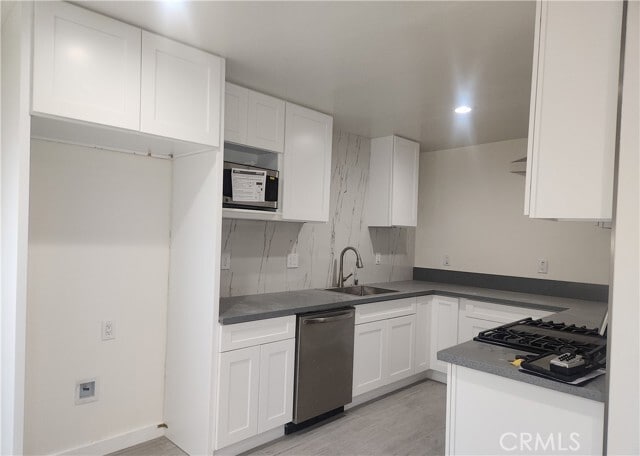 Building Photo - 914 Delaware St