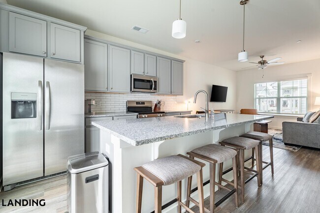 Building Photo - 3164 Mulberry Blvd