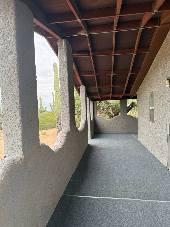 Building Photo - 6575 N Pelto Path