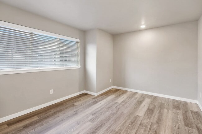 Building Photo - 1809 Eastgate Loop