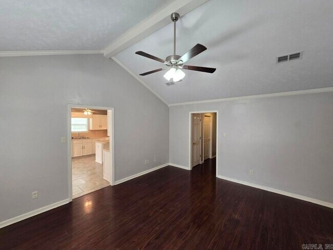 Building Photo - 79 Sycamore Cir