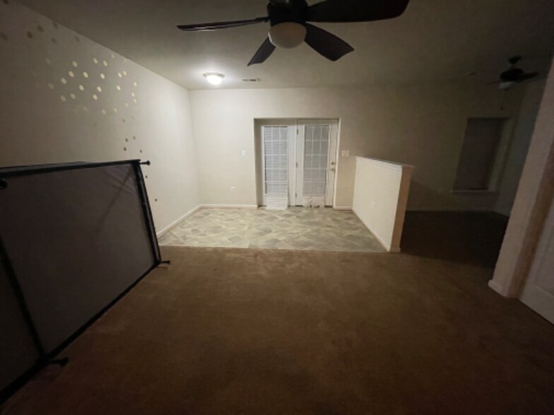 Building Photo - 23432 Aster Way