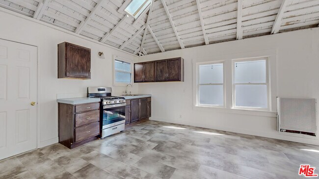 Building Photo - 2221 Neilson Way