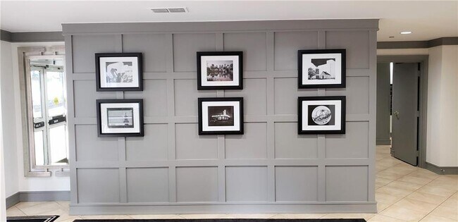 Building Photo - 1101 Juniper St NE