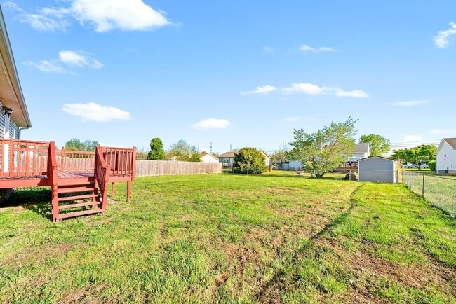 Building Photo - 521 Gainey Dr