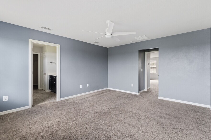 Building Photo - 11130 Abaco Island Ave