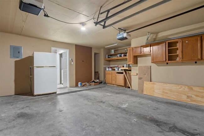 Building Photo - 14524 Ballycastle Trail