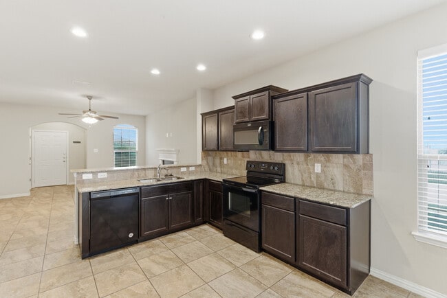 Building Photo - 309 Jennie Marie Cir