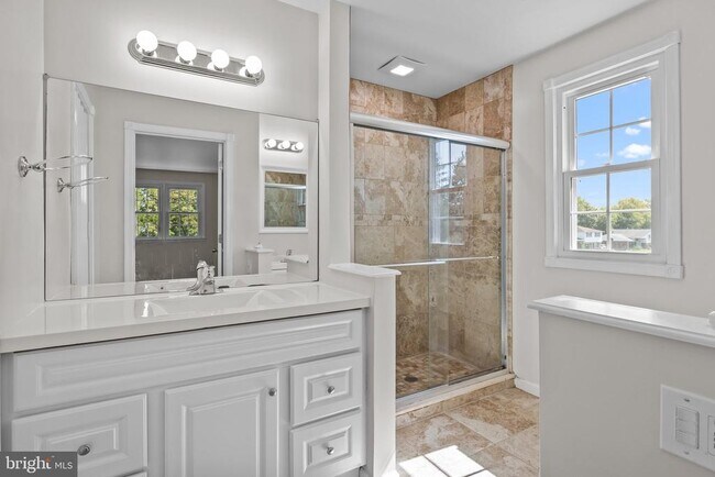 Building Photo - 778 Bobwhite Ln