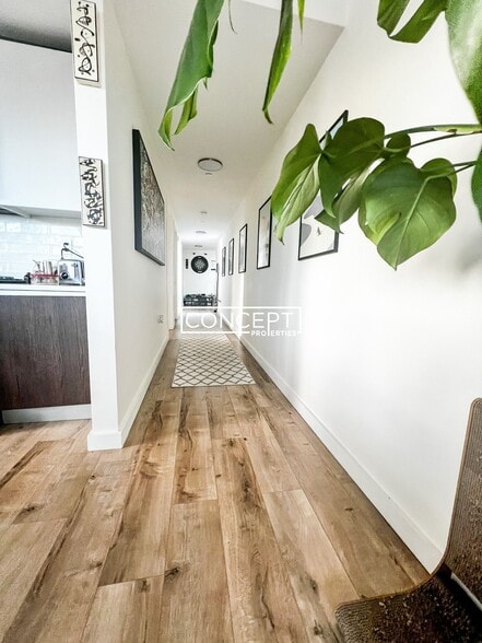 Building Photo - 1 Sewall St