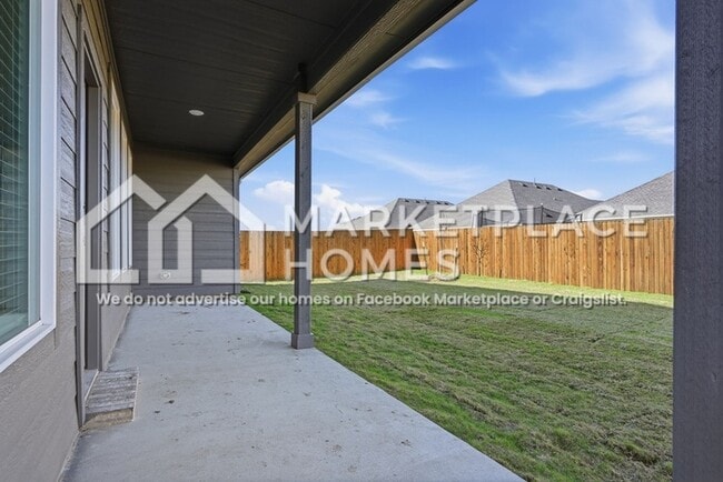 Building Photo - 1220 Ponchartrain Dr