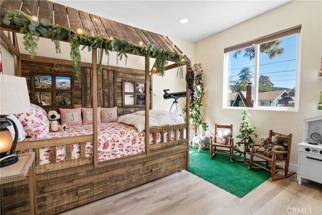 Building Photo - 1080 Pan Springs Ln