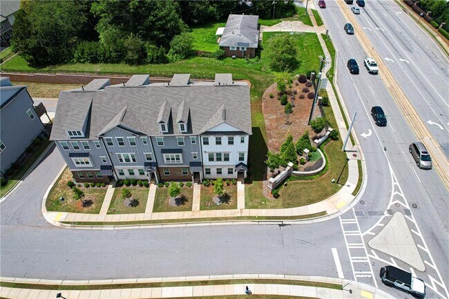 Building Photo - 307 Danville Ave