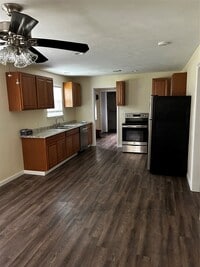 Building Photo - 17811 Bamwood Rd