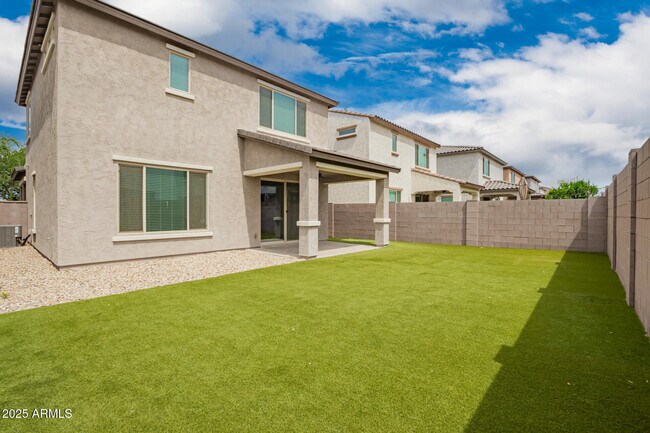 Building Photo - 5427 S Canyon Rim