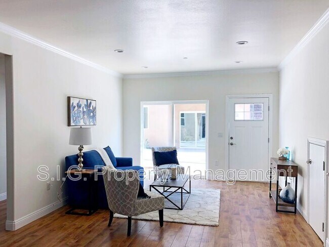 Building Photo - 10215 Tujunga Canyon Blvd