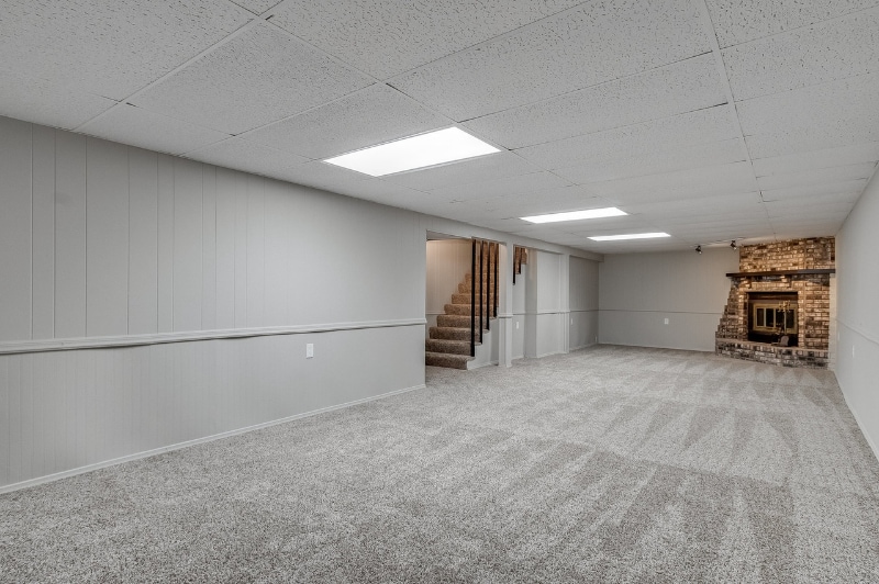 Building Photo - 2040 Blueberry Ln