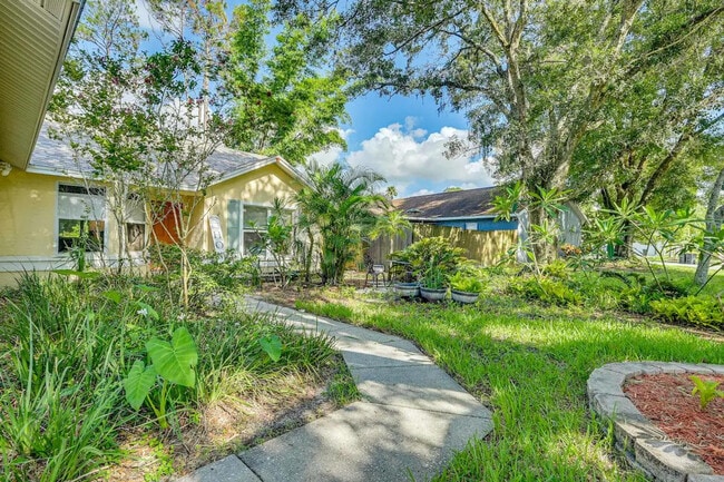 Building Photo - 10444 Copperwood Dr