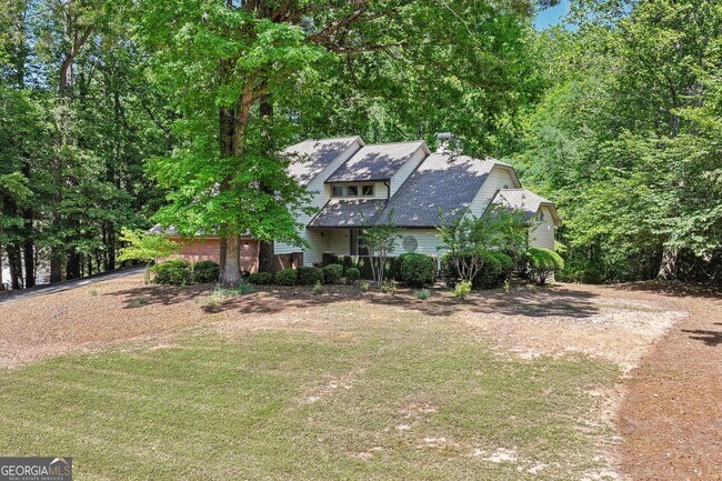 Building Photo - 110 Westchester Way