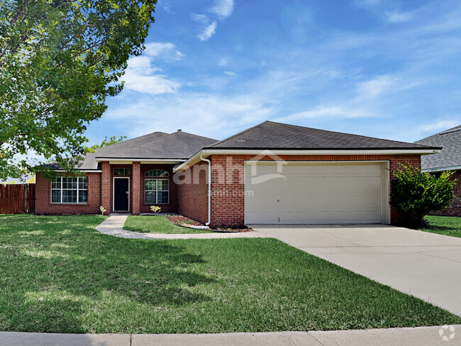 Building Photo - 482 Portobello Dr