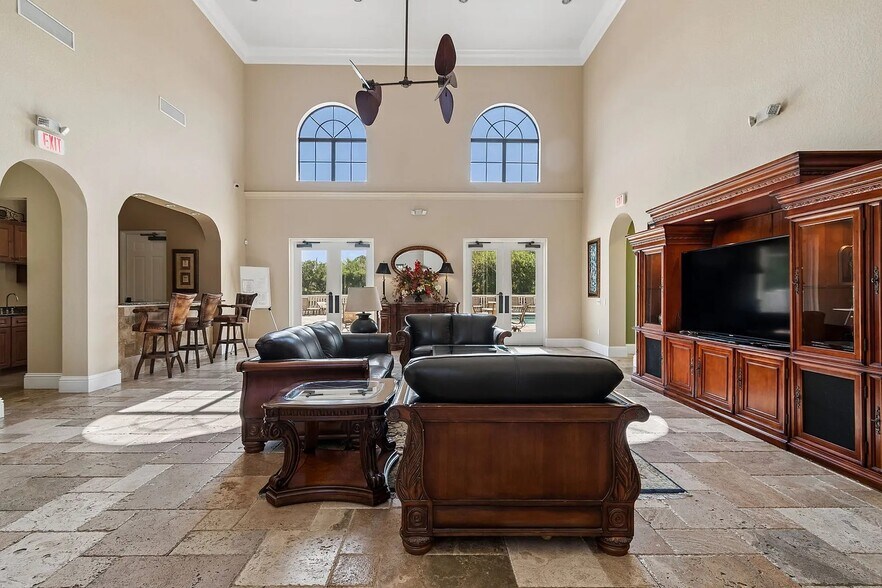 Building Photo - 7702 Lake Vista Ct