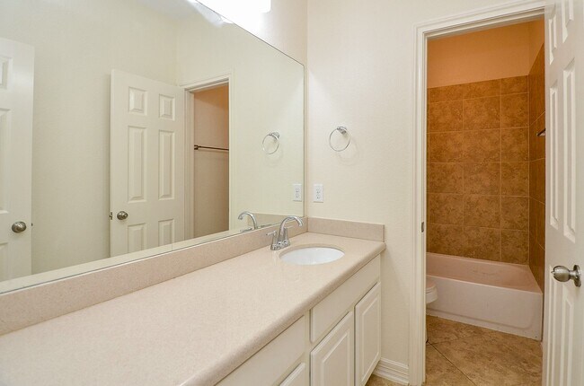 Building Photo - 6510 Arroyo Springs Ln