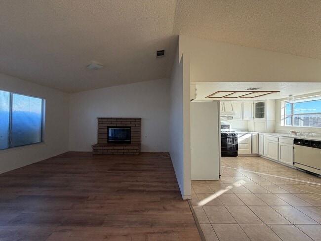 Building Photo - 3 Bedroom House Located in Cul De Sac Near Sportspark