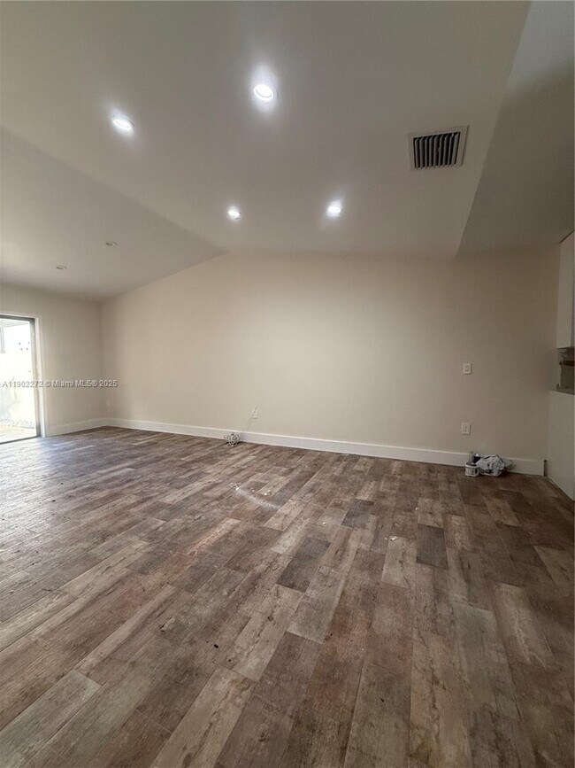 Building Photo - 14103 SW 52nd Terrace