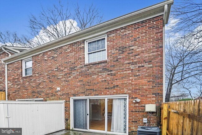 Building Photo - 8352 Forrester Blvd