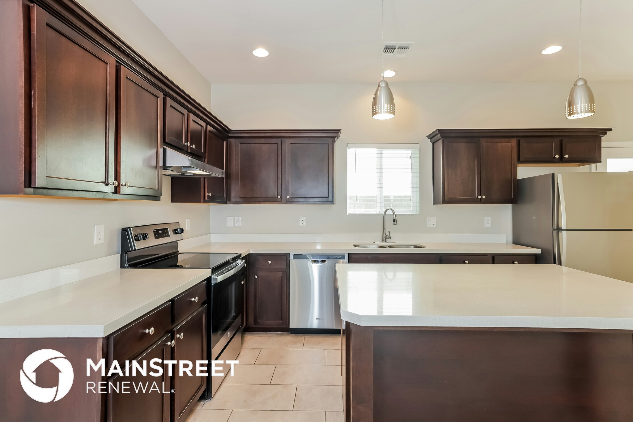 Building Photo - 2000 N 36th St