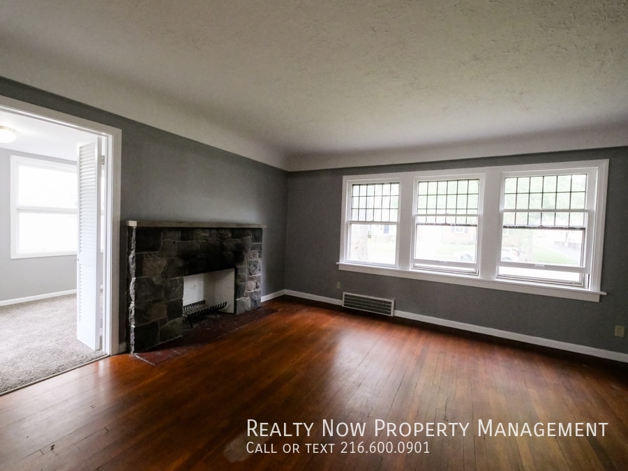 Building Photo - 1504 Sherbrook Rd