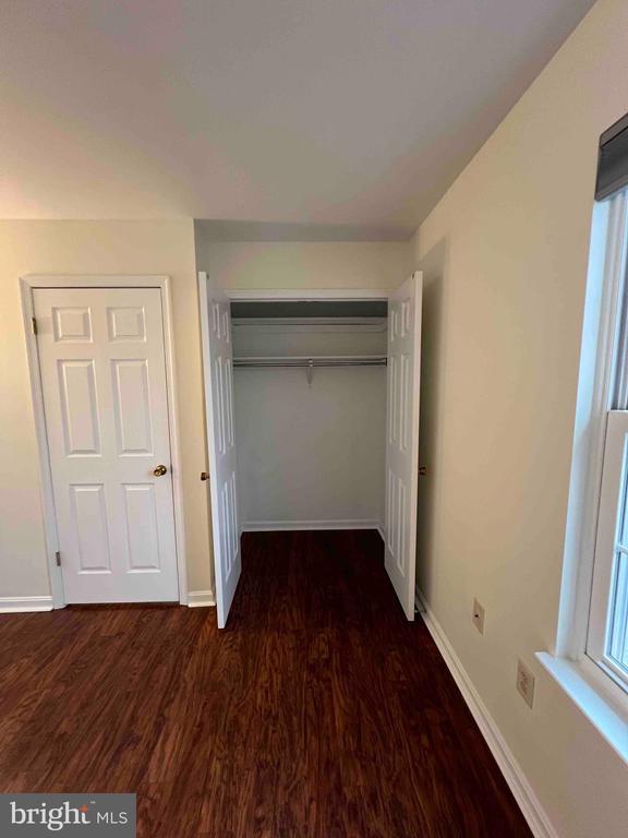 Building Photo - 6247 Spring Knoll Dr