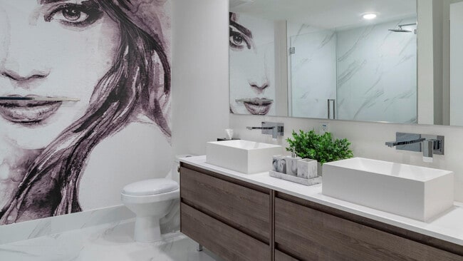 Building Photo - 425-475 E Atlantic Blvd