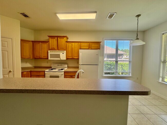 Building Photo - 418 White Heron Dr