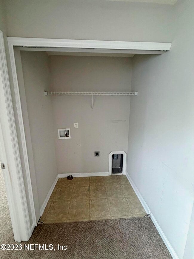 Building Photo - 8880 Grassy Bluff Dr