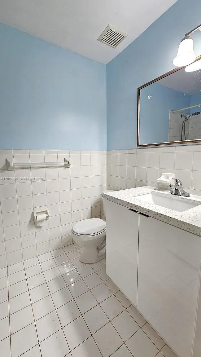 Building Photo - 10611 SW 170th Terrace