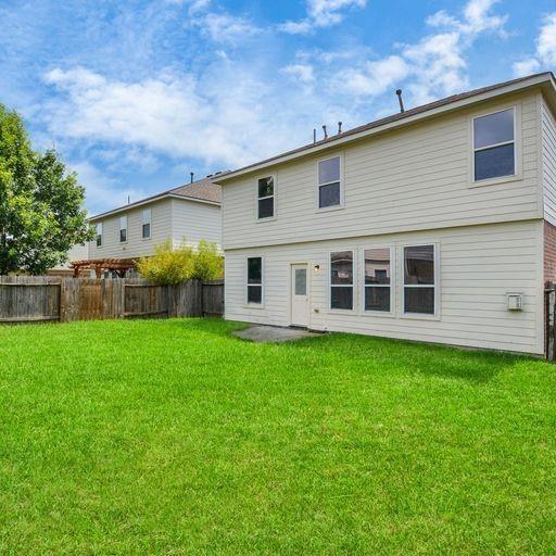 Building Photo - 2723 Oak Ridge Park Dr