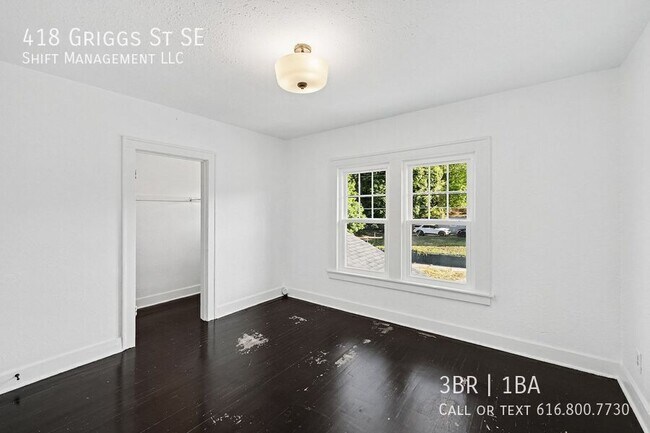 Building Photo - 418 Griggs St SE