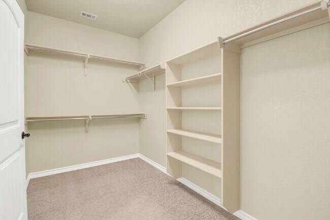 Building Photo - "Spacious 4-Bedroom Oasis with 3 Full Baths, Study, Game Room & NO HOA in San Antonio – 2,521 Sq ...