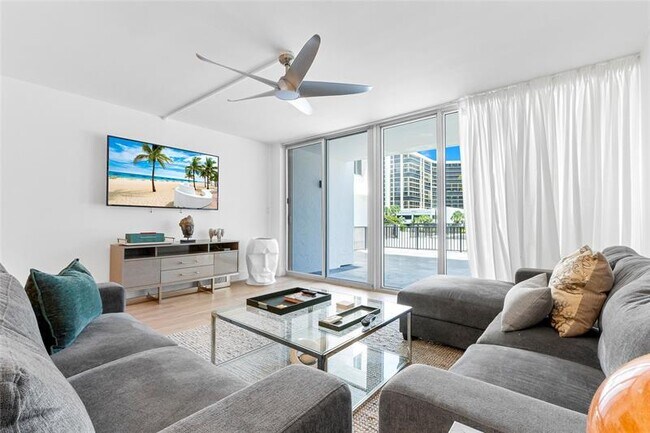 Building Photo - 4750 S Ocean Blvd