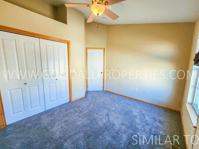 Building Photo - 2-Bedroom, 2-Bath Townhome in Ankeny with Attached 2-Car Garage