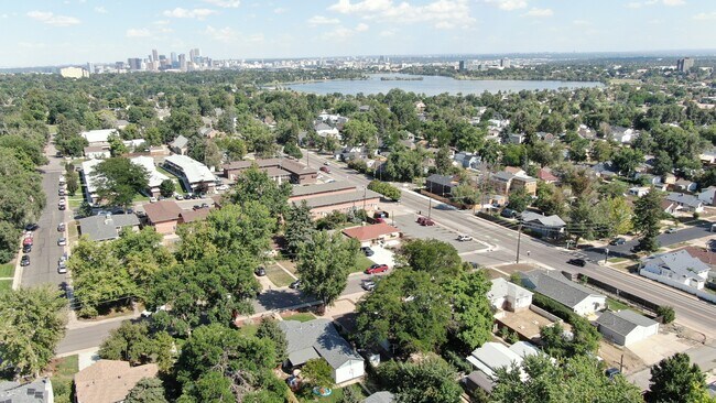 Building Photo - 2635 Fenton St