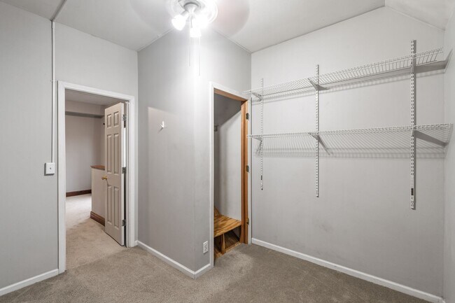 Building Photo - Maryland Lower near UWM