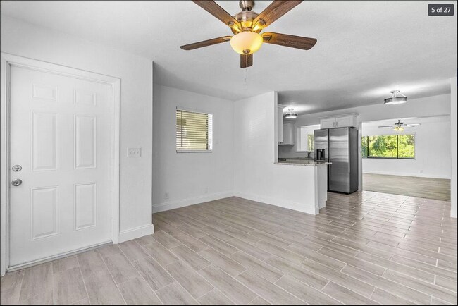 Building Photo - 12278 Hillman Dr