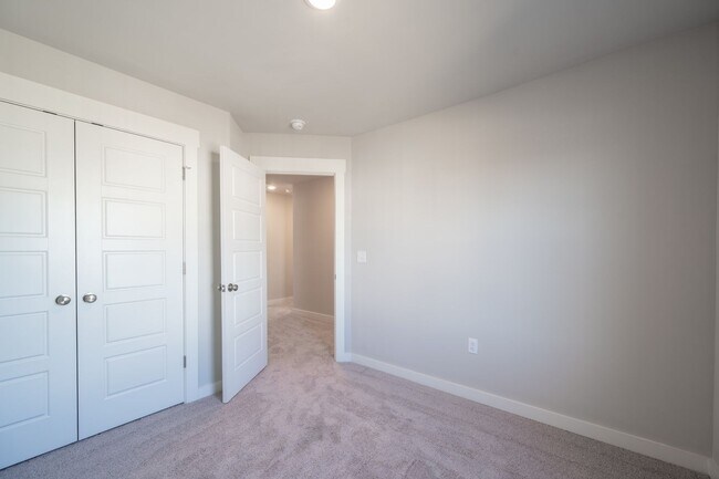 Building Photo - 4213 Gandalf Ln
