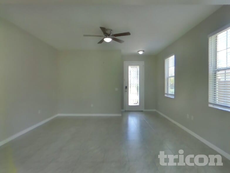 Building Photo - 18816 Litzau Ln