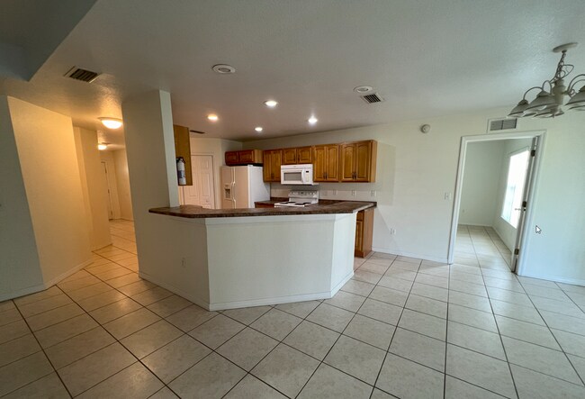 Building Photo - 8257 Cozumel Ln