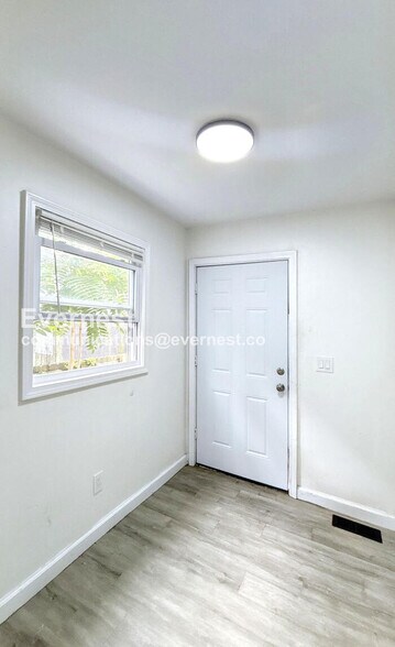 Building Photo - 1475 Cordell Ave