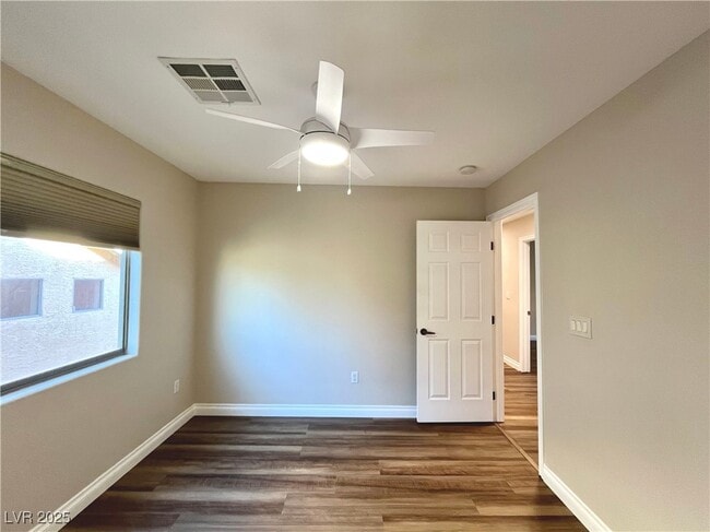 Building Photo - 10658 Little Horse Creek Ave