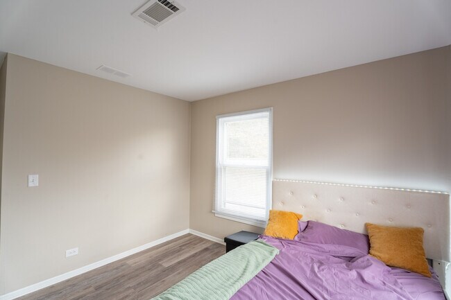 Building Photo - 774 Terrace Ct